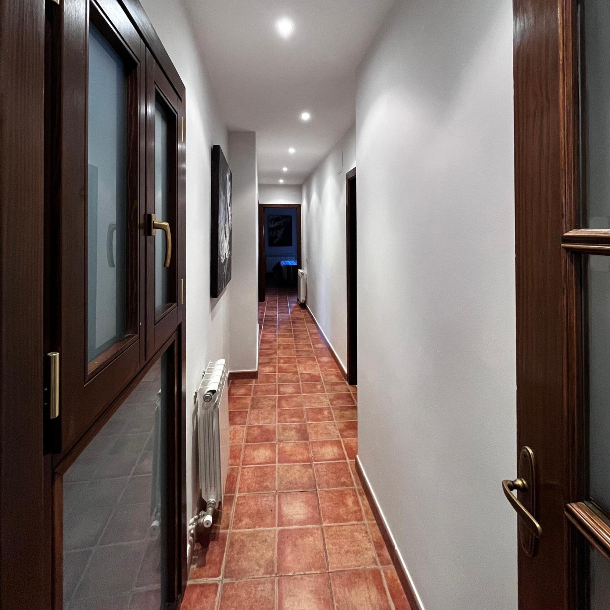 Apartamentos Angelus Plaza Mayor De Graus Exterior photo