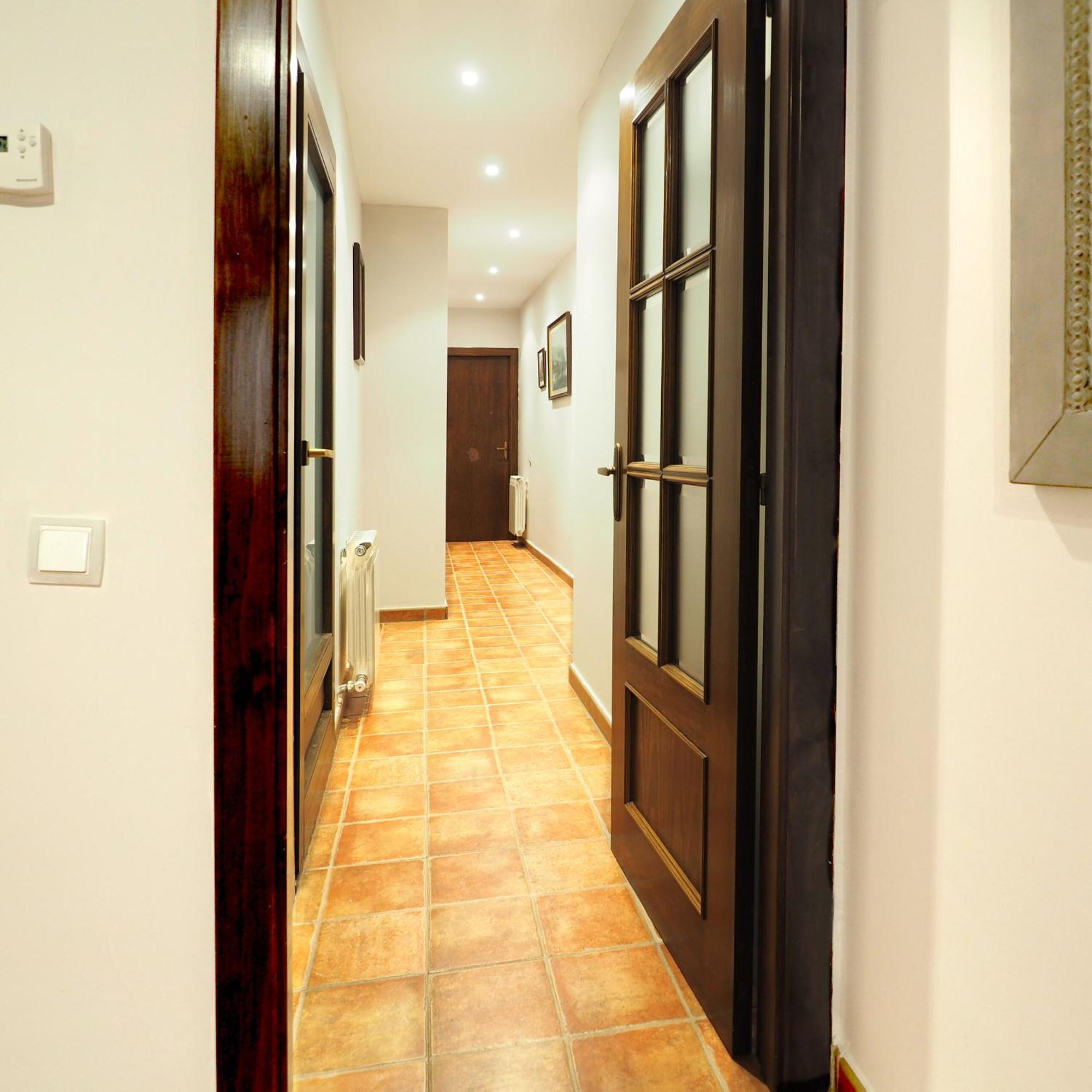 Apartamentos Angelus Plaza Mayor De Graus Exterior photo